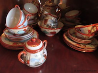 Serviesgoed en kader - afbeelding 3 van  4