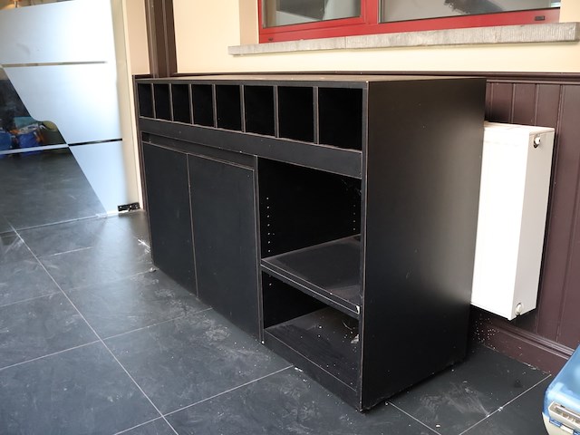 Servieskast - afbeelding 3 van  5