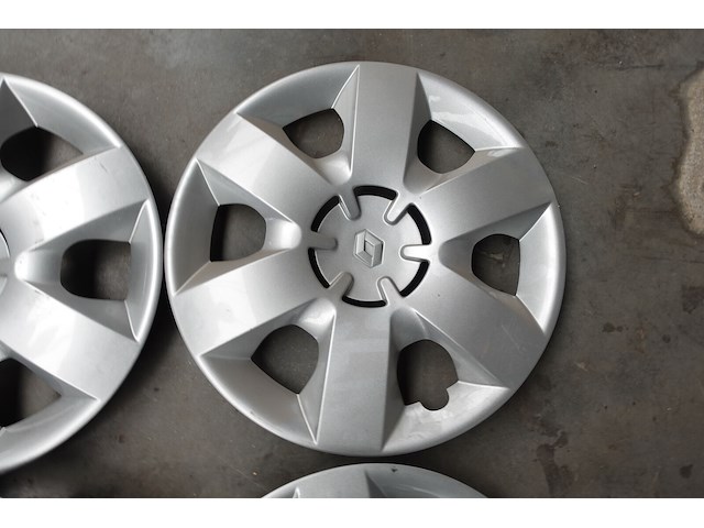 Set 16 inch renault wieldoppen - afbeelding 4 van  5