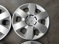 Set 16 inch renault wieldoppen - afbeelding 4 van  5