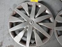 Set 16 inch renault wieldoppen - afbeelding 2 van  5
