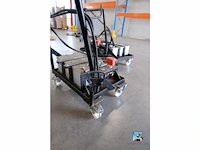 Set accu’s op een trolley - afbeelding 3 van  5