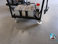 Set accu’s op een trolley - afbeelding 4 van  5