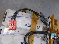 Set accu’s op een trolley - afbeelding 5 van  7