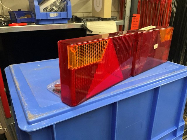 Set achterlampen links+rechts nieuw - afbeelding 1 van  1