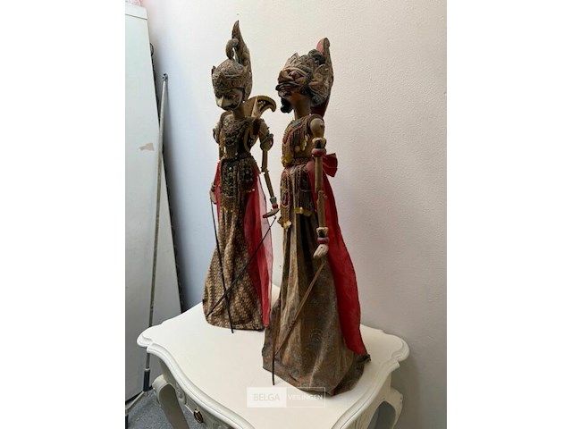 Set antieke en authentieke wayang poppen - afbeelding 2 van  4