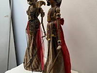 Set antieke en authentieke wayang poppen - afbeelding 2 van  4