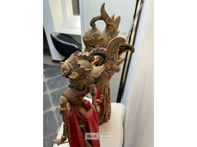 Set antieke en authentieke wayang poppen - afbeelding 3 van  4