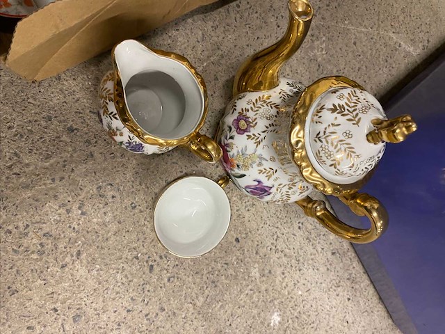 Set antieke servies en porselein – europees en diverse merken - afbeelding 2 van  14