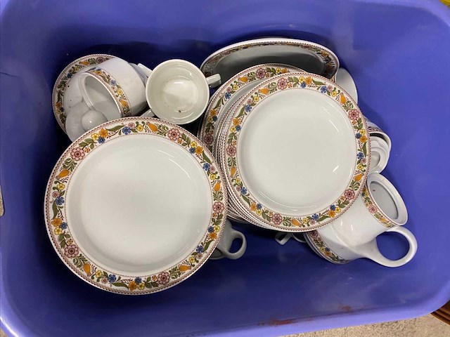 Set antieke servies en porselein – europees en diverse merken - afbeelding 11 van  14