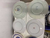 Set antieke servies en porselein – europees en diverse merken - afbeelding 7 van  14