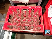 Set bakken met drankjes en afval - afbeelding 5 van  7