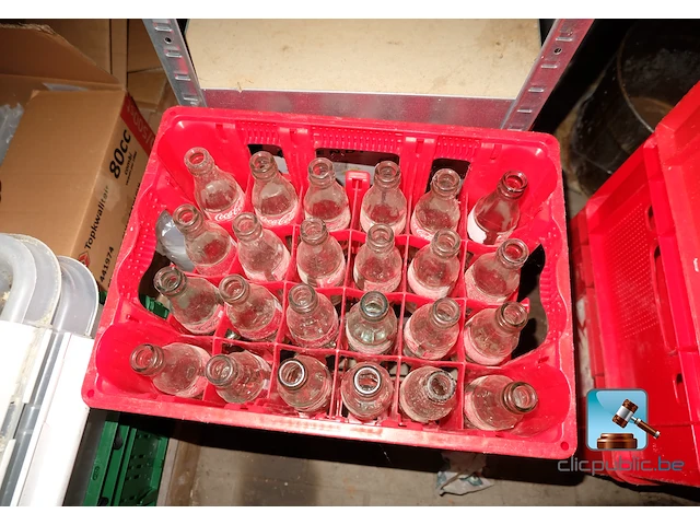 Set bakken met drankjes en afval - afbeelding 6 van  7