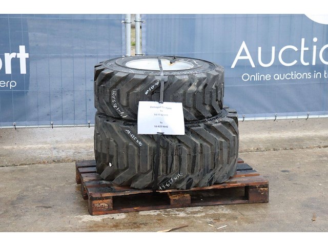 Set banden met beschadigde velg outrigger 14-17.5nhs/16-625nhs - afbeelding 1 van  1