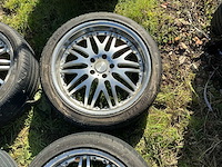 Set banden met velg velg - afbeelding 1 van  7