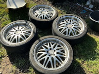 Set banden met velg velg - afbeelding 2 van  7