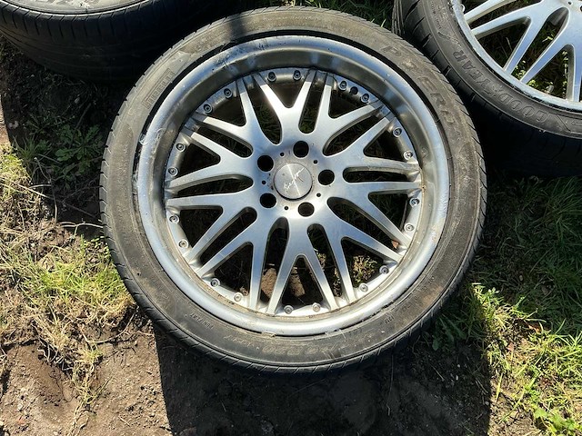 Set banden met velg velg - afbeelding 3 van  7