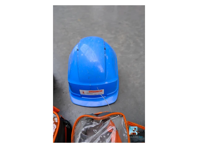 Set bestaande uit een harnas en een helm - afbeelding 6 van  9
