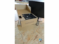 Set bestaande uit een scherm en telefoons - afbeelding 3 van  7