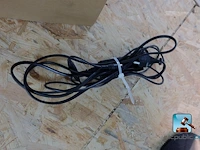 Set bestaande uit een scherm en telefoons - afbeelding 7 van  7