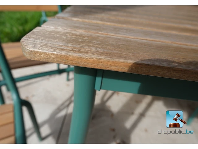 Set bestaande uit een terrastafel en stoelen - afbeelding 3 van  5