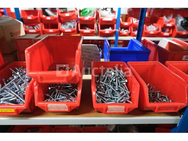 Set bevestigingen en verschillende schroeven - afbeelding 6 van  23