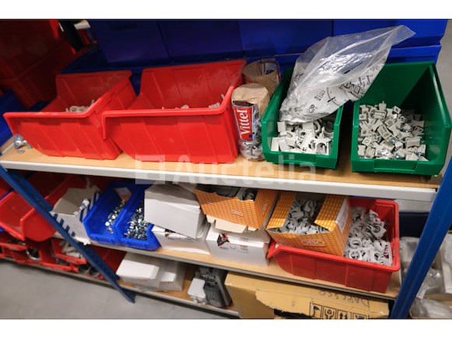 Set bevestigingen en verschillende schroeven - afbeelding 18 van  23