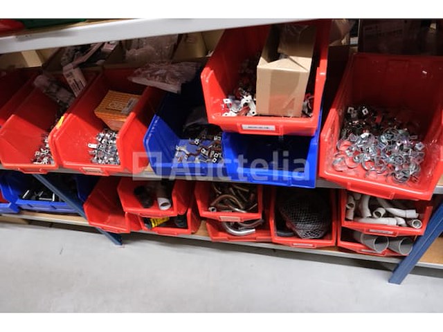 Set bevestigingen en verschillende schroeven - afbeelding 19 van  23