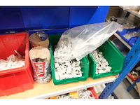 Set bevestigingen en verschillende schroeven - afbeelding 22 van  23