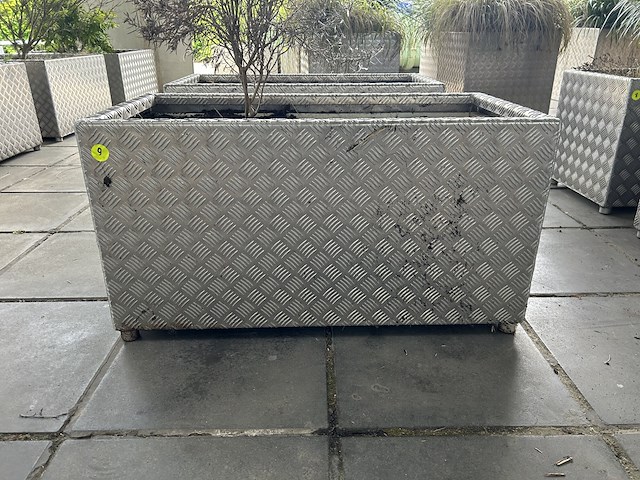 Set bloembakken (2st) 100cm x 50cm x 52cm - afbeelding 1 van  2
