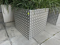 Set bloembakken (2st) 70cm x 70cm x 70cm