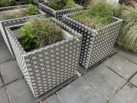 Set bloembakken (2st) 70cm x 70cm x 72cm - afbeelding 2 van  2