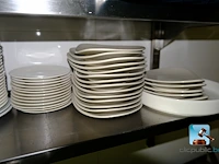 Set borden en keukengerei - afbeelding 6 van  22