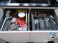 Set borden en keukengerei