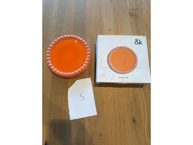 Set borden - afbeelding 1 van  4