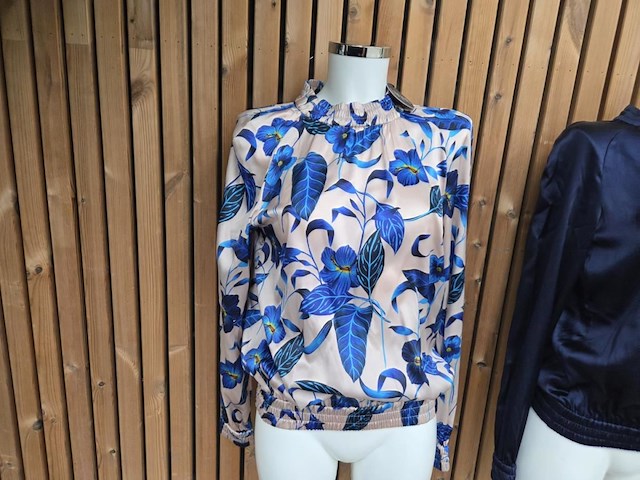 Set cobalt flower maat s blouse 1 + broek 1 - afbeelding 1 van  2