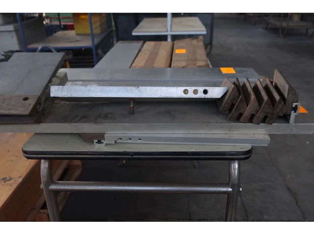 Set diverse aluminiumplaten en geleidingsstukken - afbeelding 4 van  4