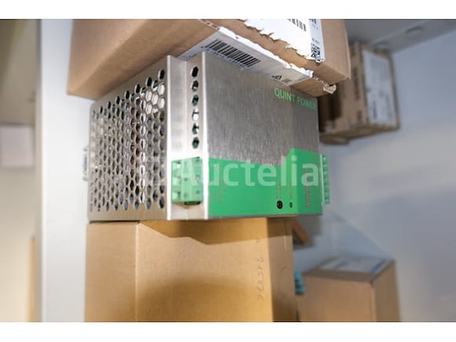 Set diverse elektrische apparatuur - afbeelding 18 van  19