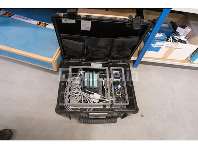 Set diverse elektronische apparatuur en onderdelen (grote aantallen) - afbeelding 8 van  37