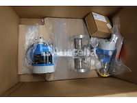 Set diverse elektronische apparatuur en onderdelen (grote aantallen) - afbeelding 1 van  37