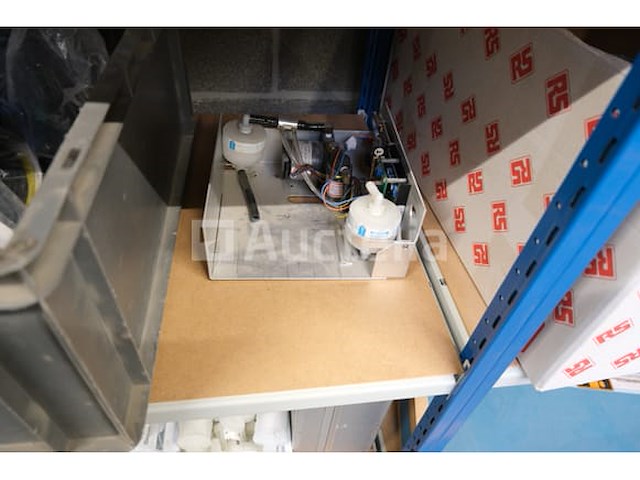 Set diverse elektronische apparatuur en onderdelen (grote aantallen) - afbeelding 20 van  37