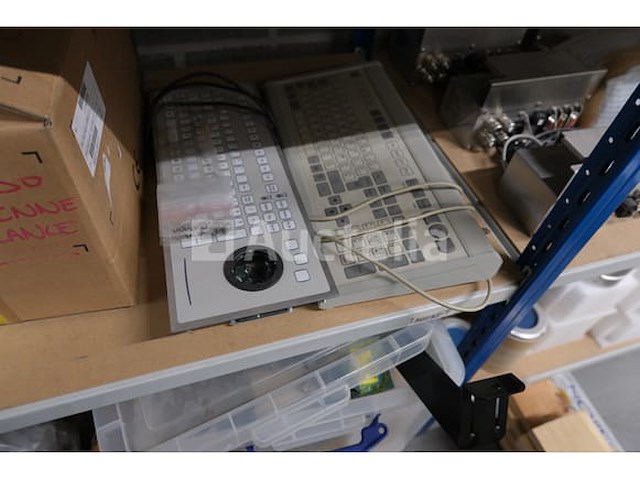 Set diverse elektronische apparatuur en onderdelen (grote aantallen) - afbeelding 25 van  37