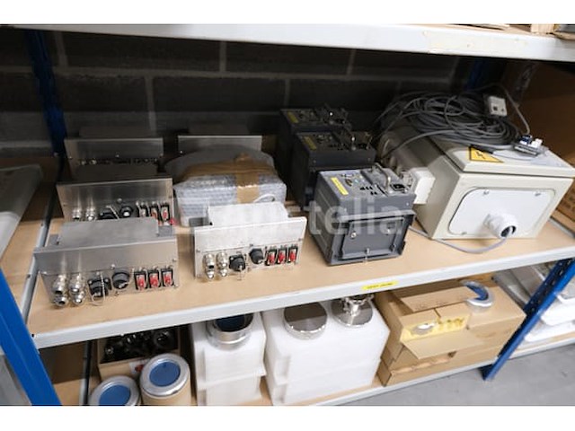 Set diverse elektronische apparatuur en onderdelen (grote aantallen) - afbeelding 31 van  37