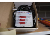 Set diverse elektronische apparatuur en onderdelen (grote aantallen) - afbeelding 33 van  37