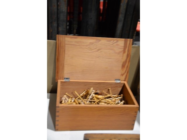 Set diverse kantklossen met map - afbeelding 2 van  3