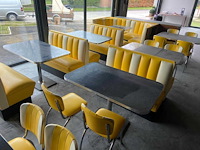 Set eetmeubilair retro - afbeelding 4 van  11