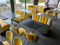 Set eetmeubilair retro - afbeelding 4 van  11