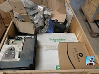 Set elektrische onderdelen - afbeelding 11 van  18