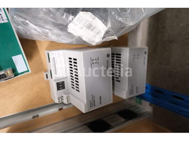 Set elektronische componenten voor plc's - afbeelding 13 van  22