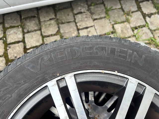 Set fiat velgen met winter banden vredestein - afbeelding 3 van  5